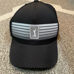 PGA Tour moisture wicking hat
NWT